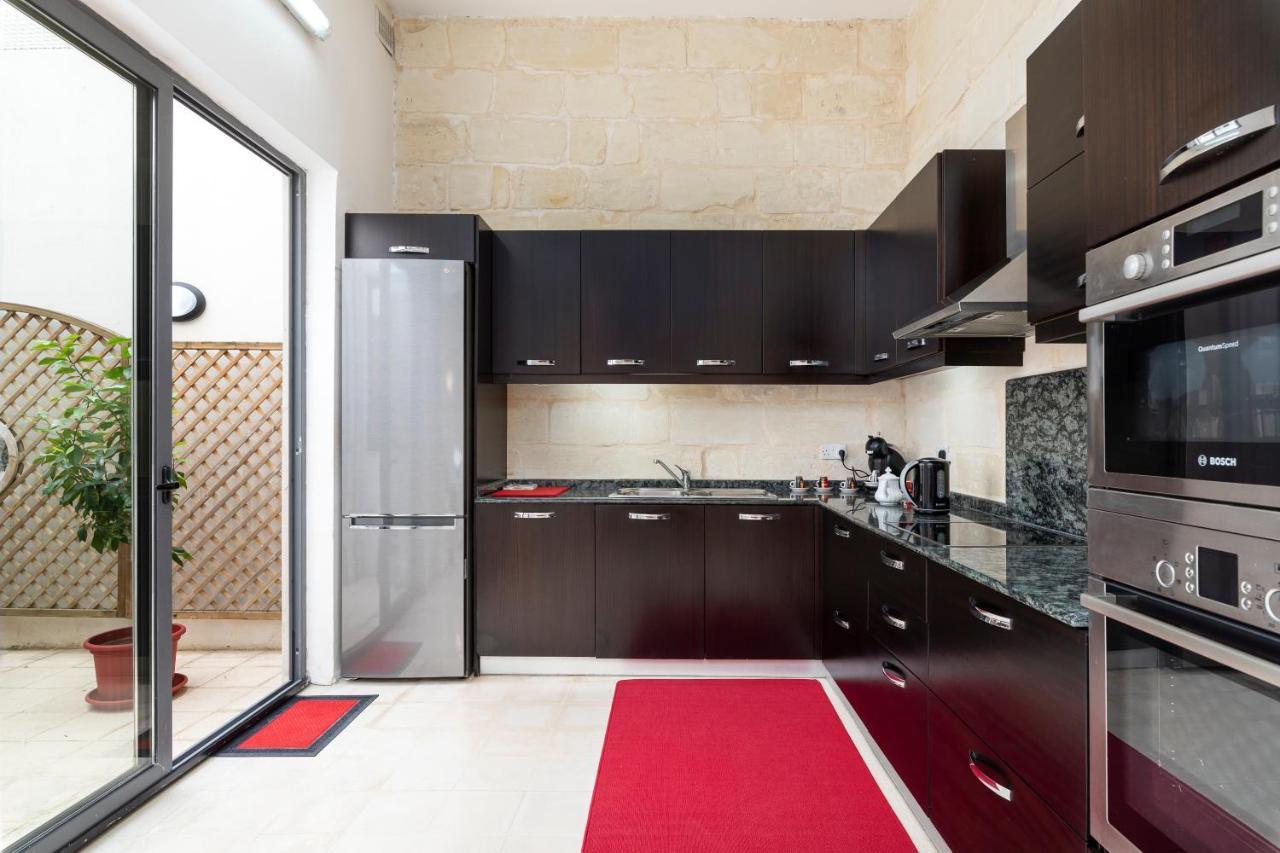 Traditional & Modern Maltese Townhouse - Rooftop Terrace And Sea Views, Close To Birgu Waterfront Cospicua Kültér fotó