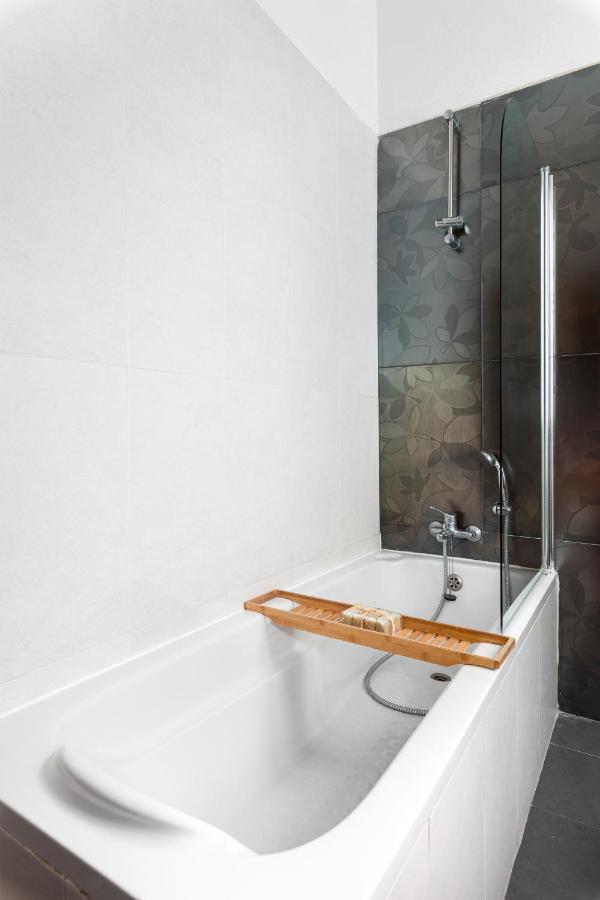 Traditional & Modern Maltese Townhouse - Rooftop Terrace And Sea Views, Close To Birgu Waterfront Cospicua Kültér fotó