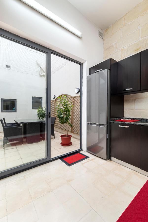 Traditional & Modern Maltese Townhouse - Rooftop Terrace And Sea Views, Close To Birgu Waterfront Cospicua Kültér fotó