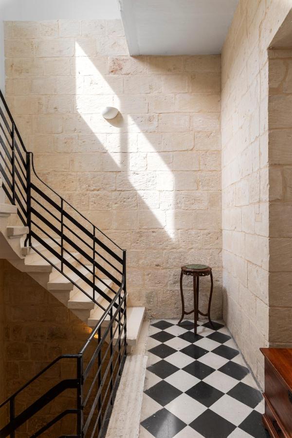 Traditional & Modern Maltese Townhouse - Rooftop Terrace And Sea Views, Close To Birgu Waterfront Cospicua Kültér fotó