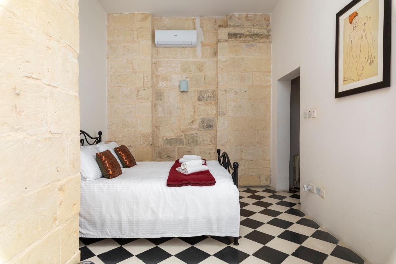 Traditional & Modern Maltese Townhouse - Rooftop Terrace And Sea Views, Close To Birgu Waterfront Cospicua Kültér fotó