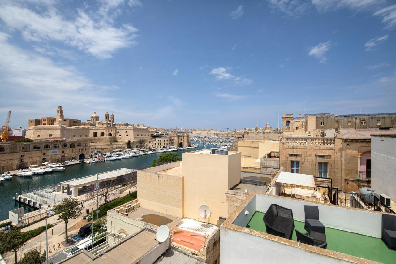 Traditional & Modern Maltese Townhouse - Rooftop Terrace And Sea Views, Close To Birgu Waterfront Cospicua Kültér fotó